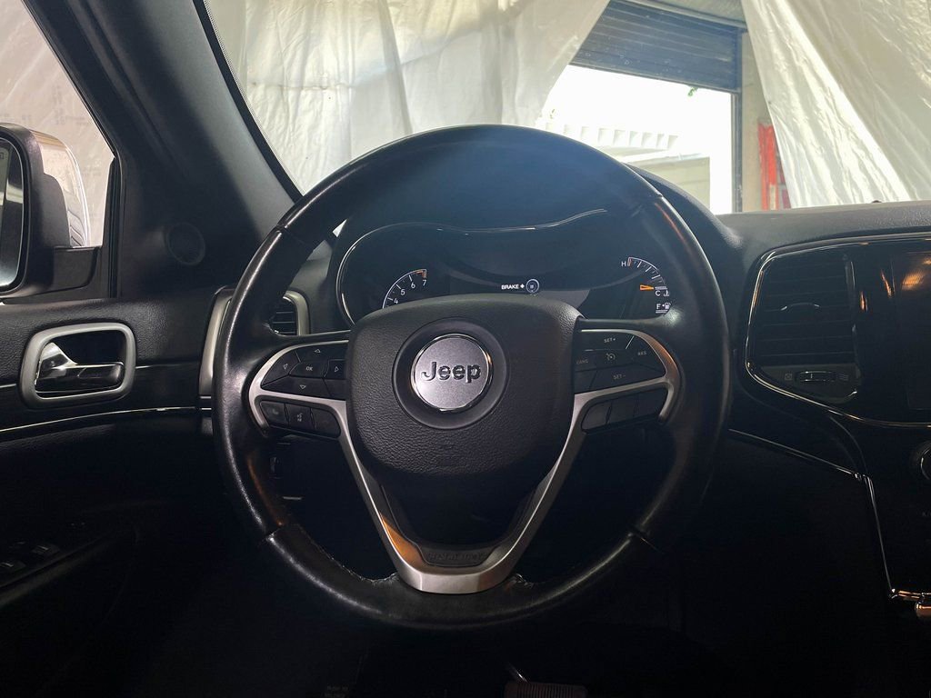 Used 2022 Jeep Grand Cherokee Limited image 35