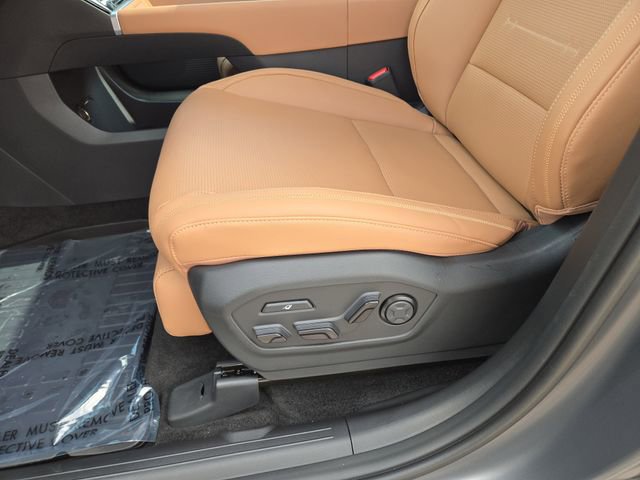New 2026 Hyundai Santa Fe Calligraphy FWD image 25