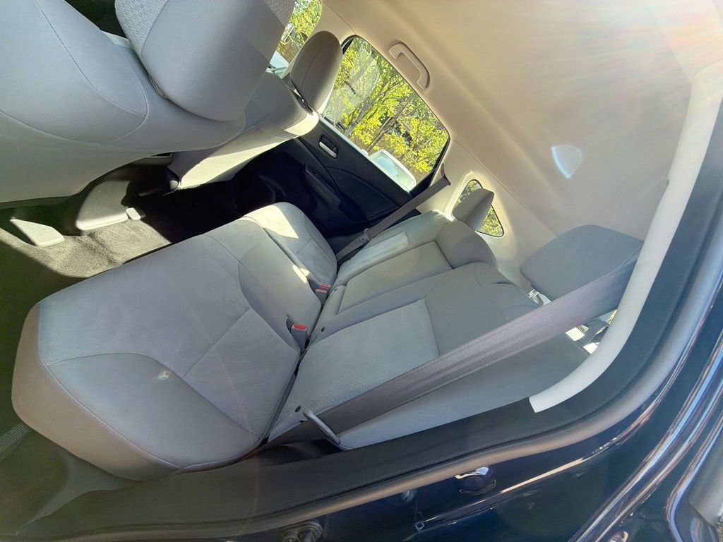 Used 2015 Honda CR-V LX image 25