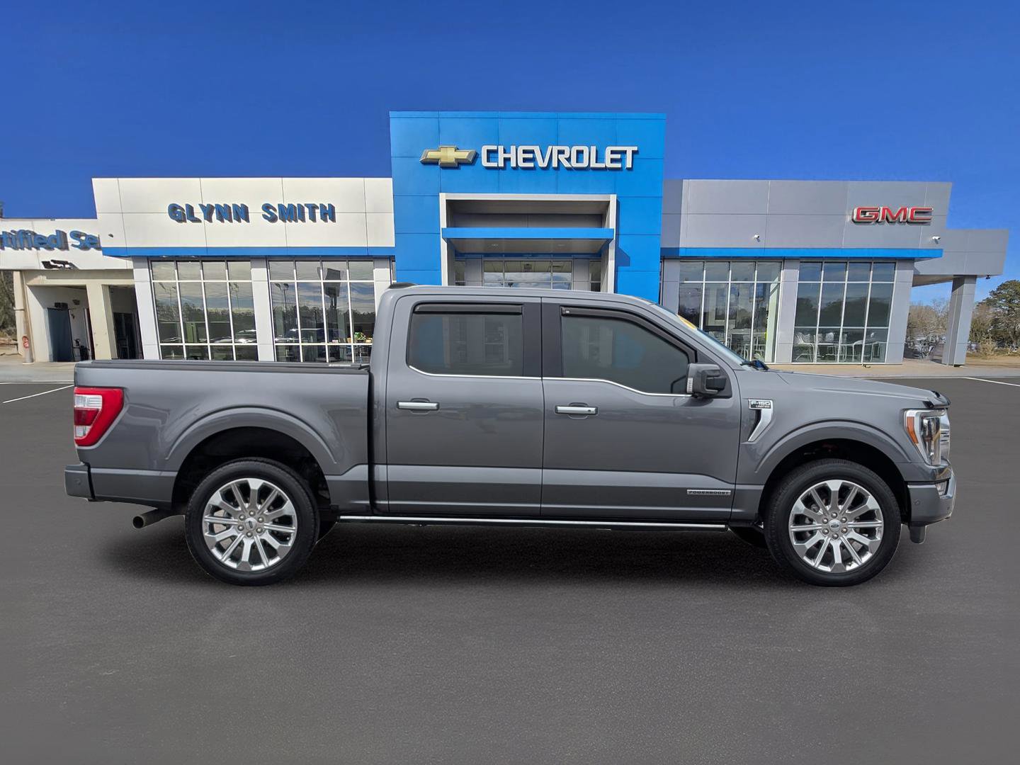 Used 2023 Ford F150 Limited image 7
