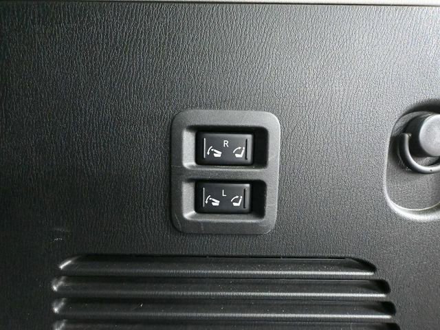 Used 2019 Nissan Armada SL w/ Premium Package image 43