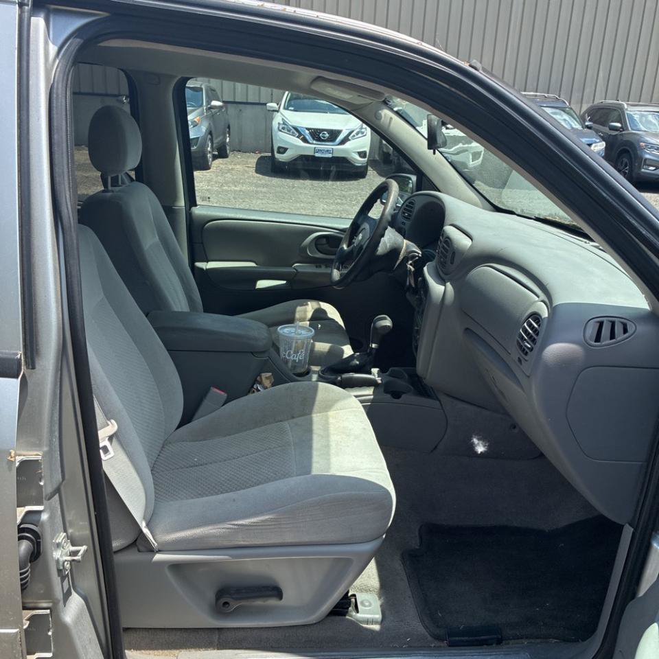 Used 2008 Chevrolet TrailBlazer 4WD image 16