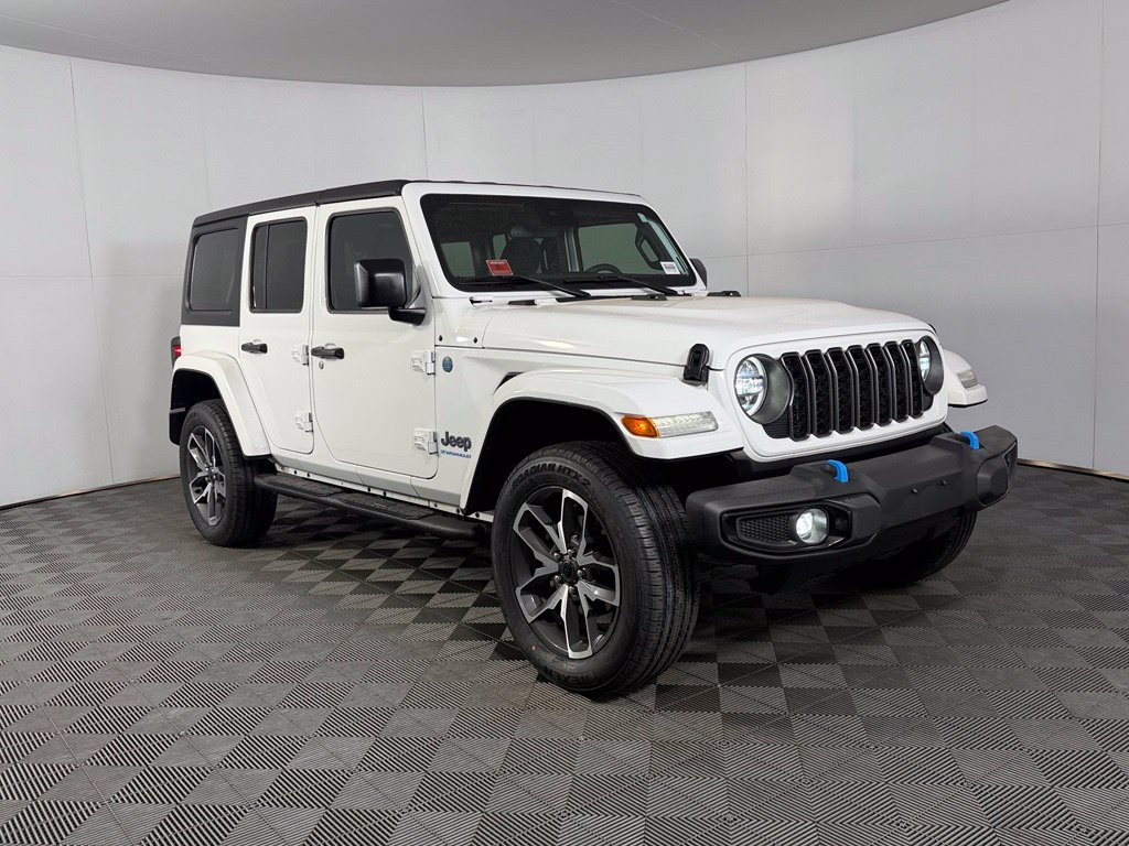 Used 2024 Jeep Wrangler Unlimited w/ Convenience Group AWD/4WD image 5