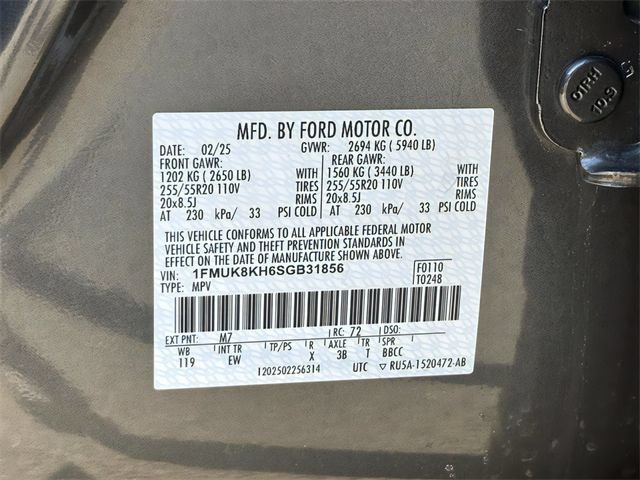 Used 2025 Ford Explorer ST-Line AWD/4WD image 25