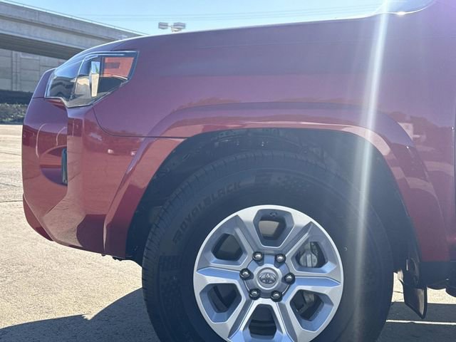 Used 2021 Toyota 4Runner SR5 Premium w/ Moonroof Package image 5