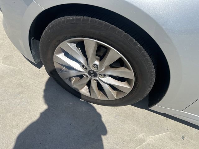 Used 2016 Kia Optima LX image 19