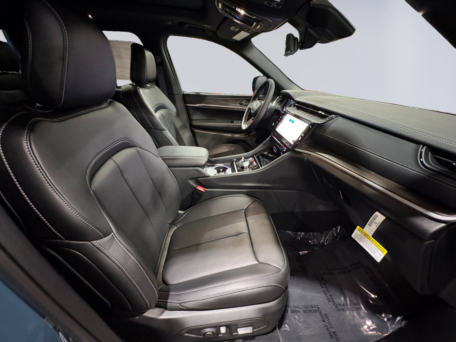 New 2027 Jeep Grand Cherokee Limited AWD/4WD image 15