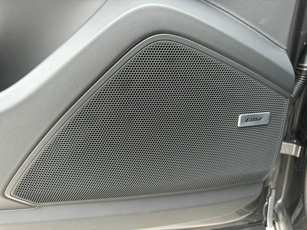 Used 2025 Porsche Cayenne GTS image 16