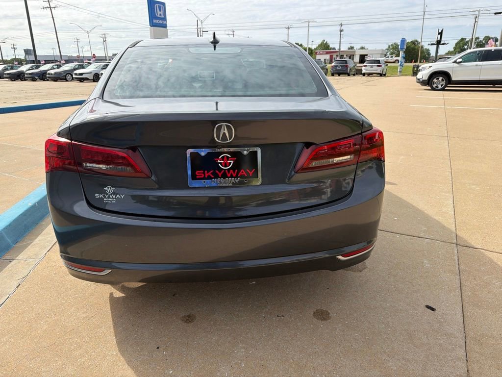Used 2016 Acura TLX w/ Technology Package FWD image 8