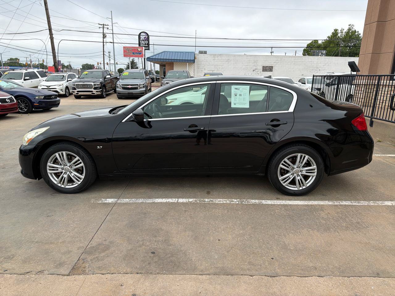 Used 2015 INFINITI Q40 AWD w/ Navigation Package image 8