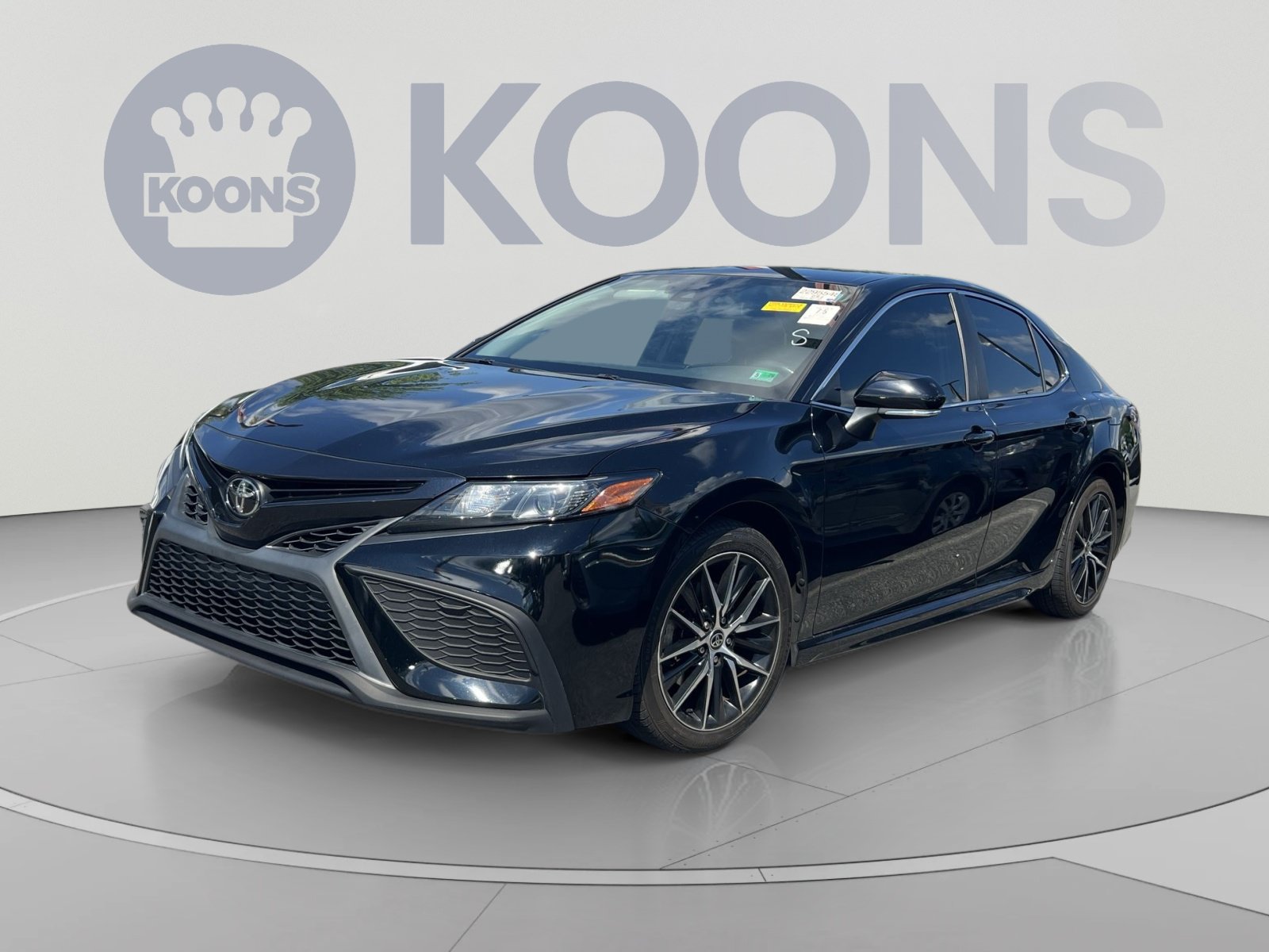 Used 2022 Toyota Camry SE
