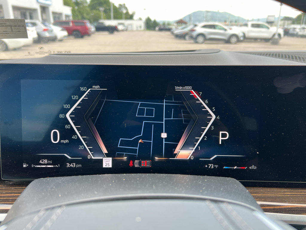 Used 2026 BMW X7 xDrive40i AWD/4WD image 14