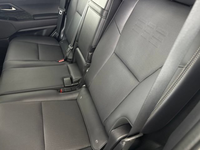 Used 2024 Lexus GX 550 AWD/4WD image 29
