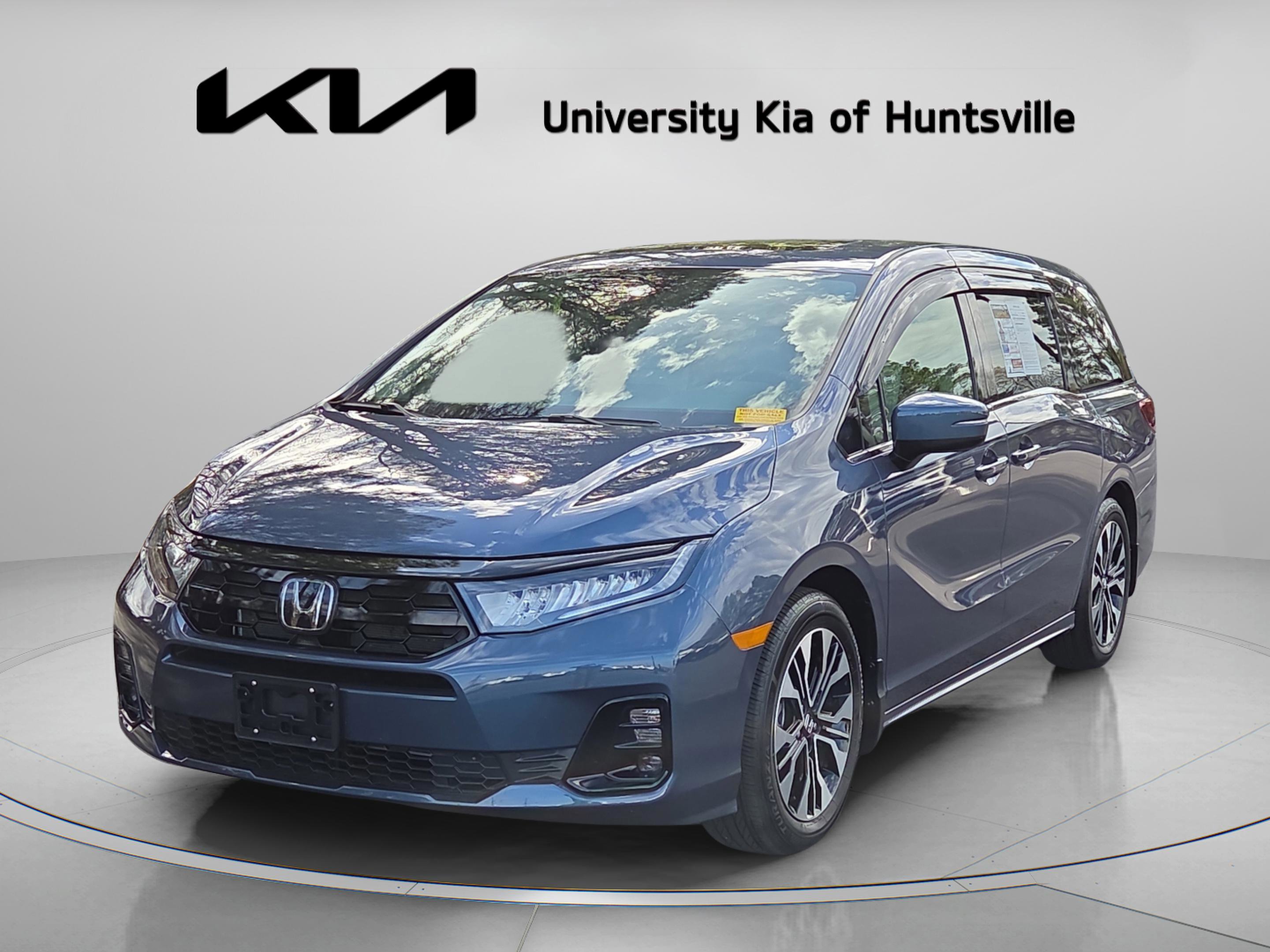 Used 2025 Honda Odyssey Elite image 7