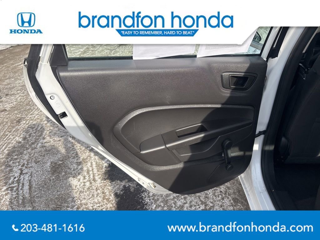 Used 2016 Ford Fiesta S image 10