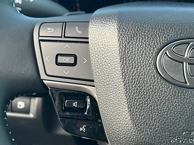 Used 2026 Toyota Camry SE FWD image 20