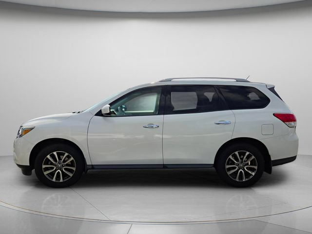 Used 2014 Nissan Pathfinder SV FWD image 3