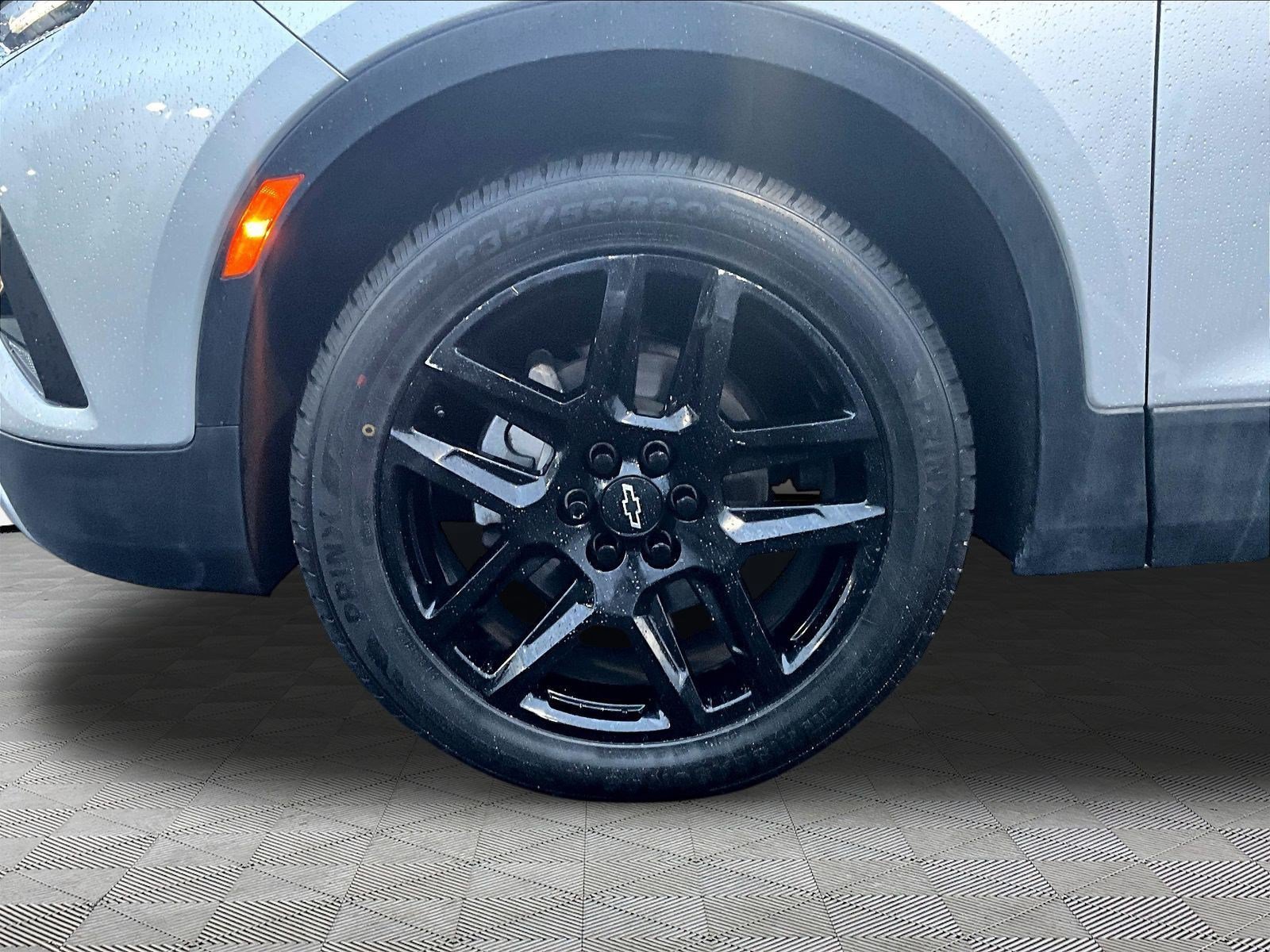 Used 2020 Chevrolet Blazer LT FWD image 34
