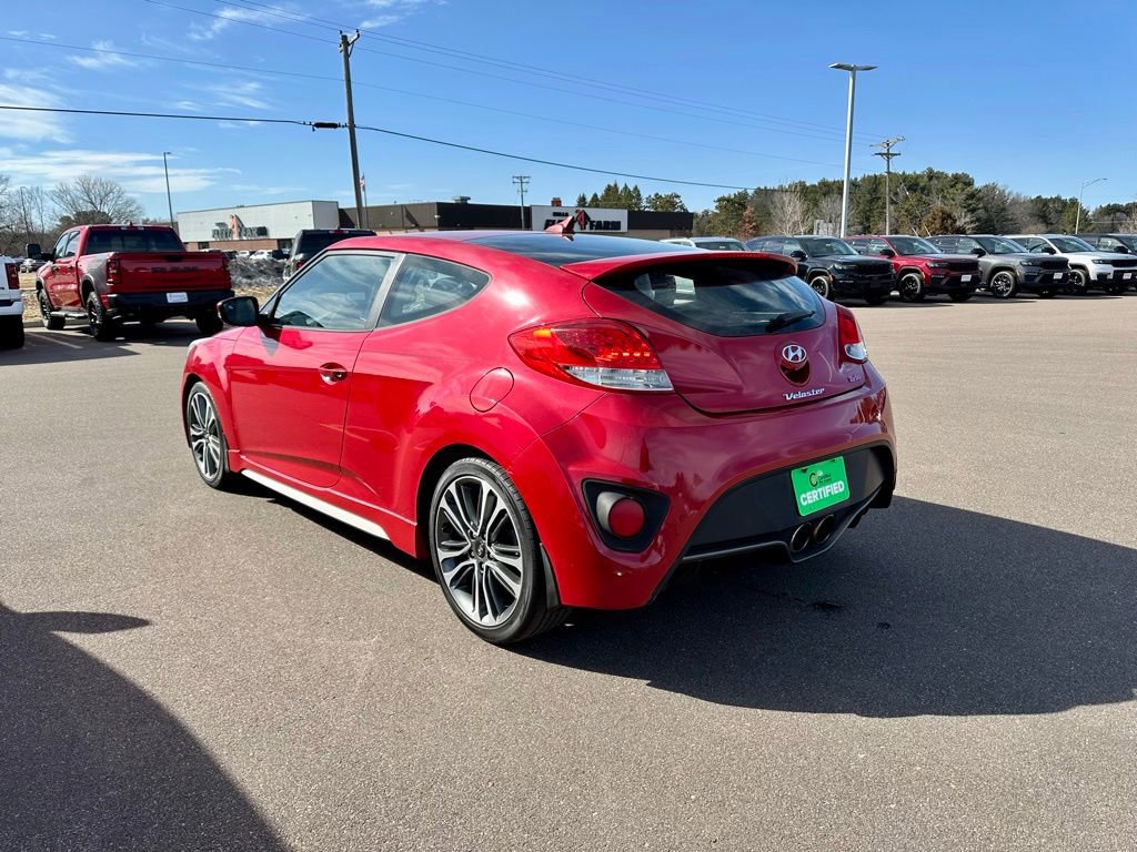 Used 2016 Hyundai Veloster Turbo FWD image 3