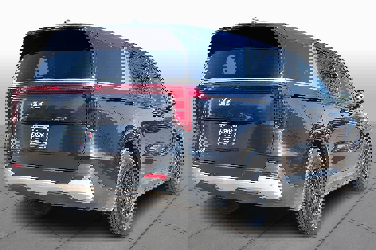 Used 2025 Kia Carnival image 10