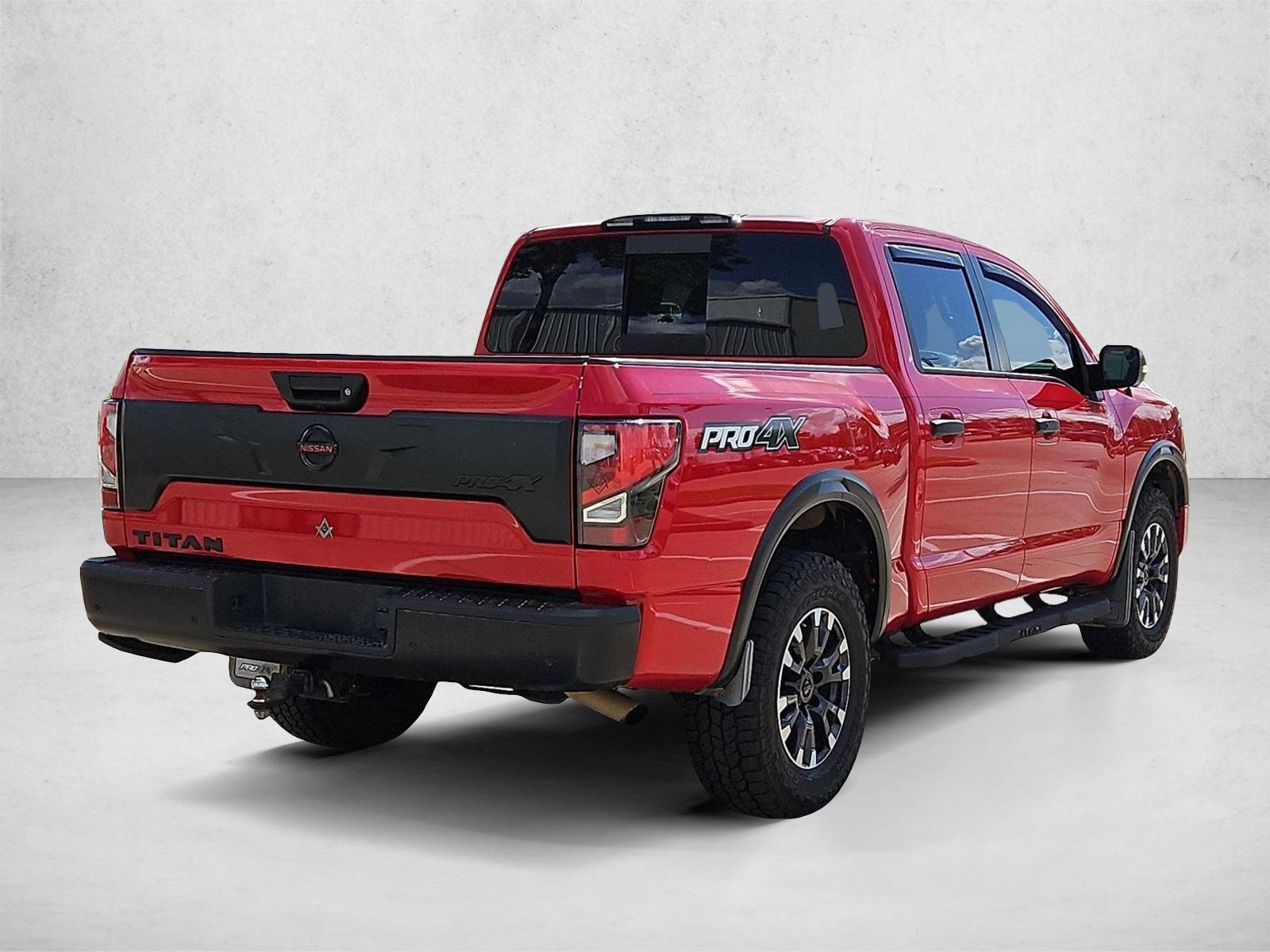Used 2021 Nissan Titan PRO-4X w/ Pro-4x Convenience Package AWD/4WD image 5