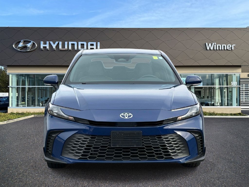 Used 2025 Toyota Camry SE w/ Convenience Package AWD/4WD image 6