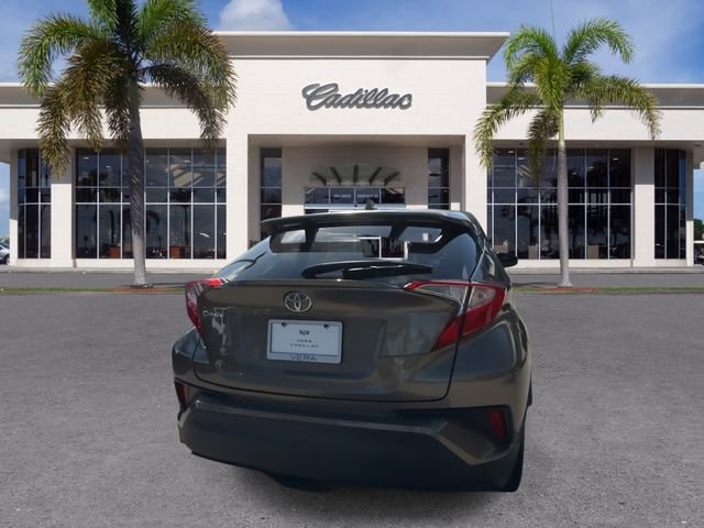 Used 2021 Toyota C-HR XLE image 13