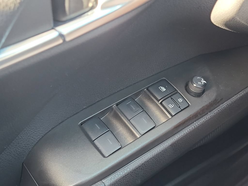Certified 2024 Toyota Camry SE FWD image 18