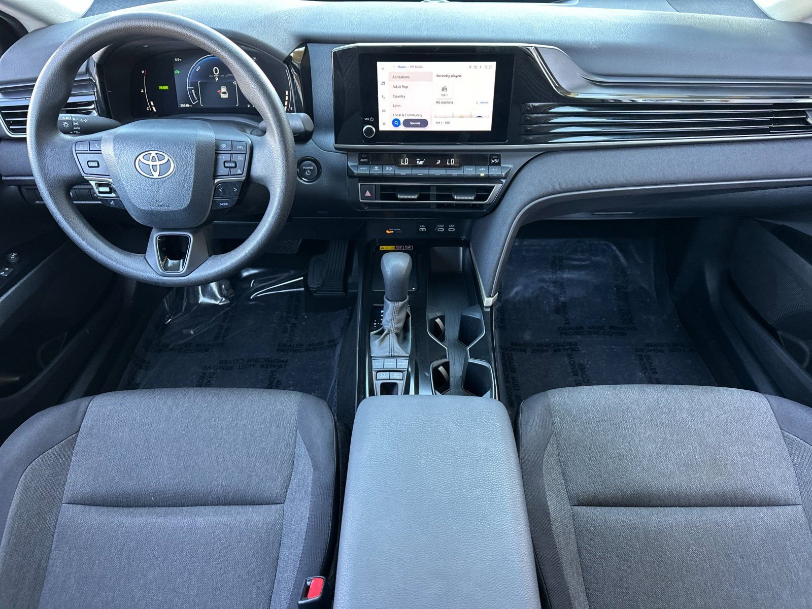 Used 2025 Toyota Camry LE FWD image 12