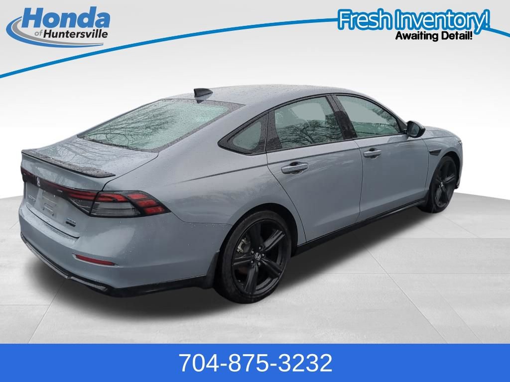Used 2023 Honda Accord Sport image 8