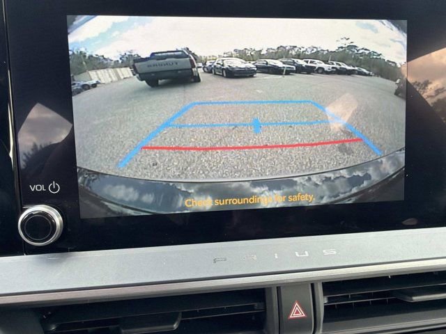 Used 2025 Toyota Prius LE image 28