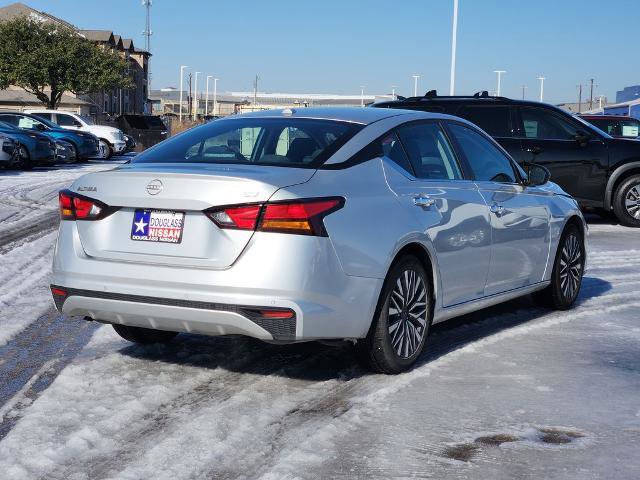 Certified 2024 Nissan Altima 2.5 SV image 3