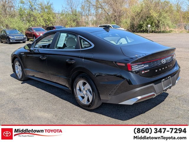 Used 2025 Hyundai Sonata SE FWD image 5