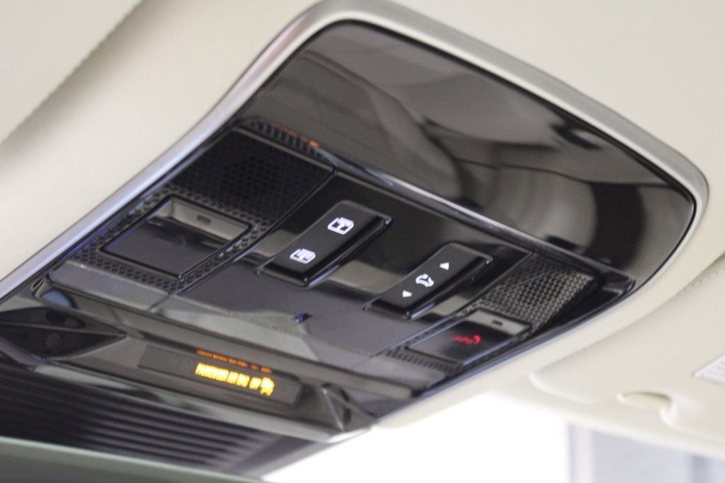 Used 2023 Land Rover Range Rover Autobiography image 39