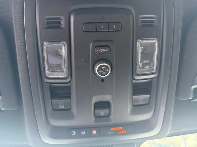 Used 2023 Chevrolet Tahoe Z71 AWD/4WD image 34