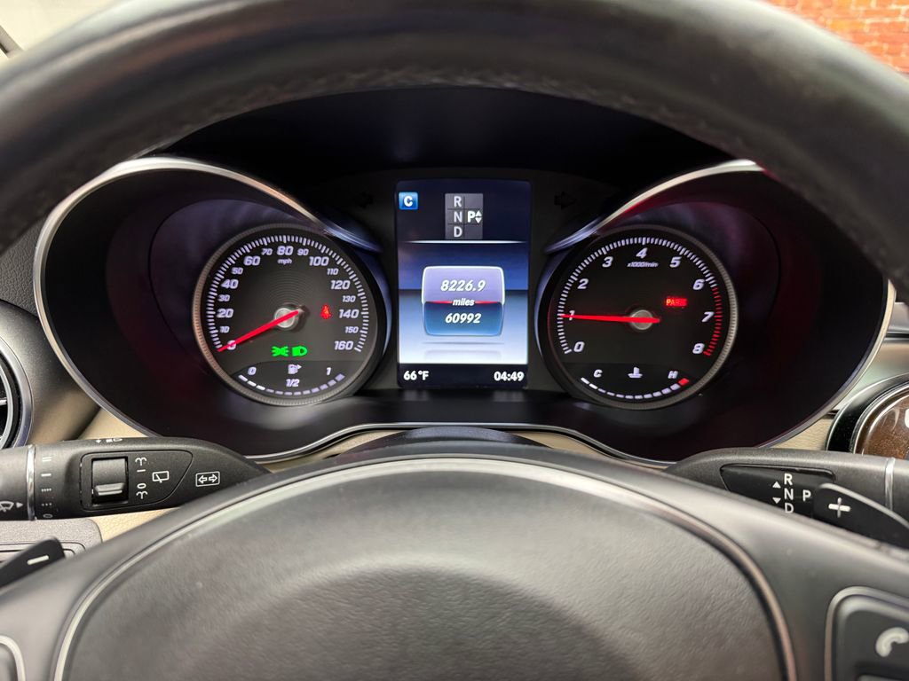 Used 2019 Mercedes-Benz GLC 300 4MATIC image 15