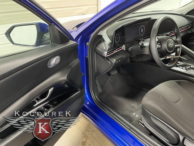 Used 2024 Hyundai Elantra SEL image 10
