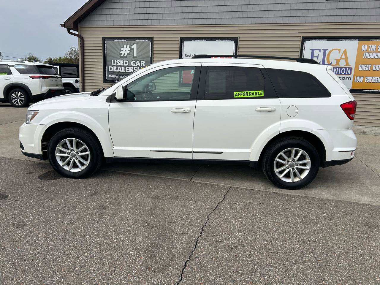 Used 2015 Dodge Journey SXT w/ Flexible Seating Group FWD image 8