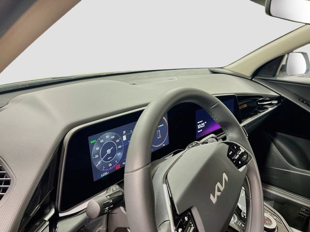 New 2026 Kia Niro Wind FWD image 9