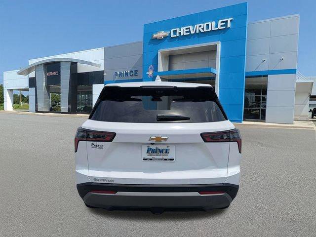 New 2026 Chevrolet Equinox LT w/ Convenience Package II FWD image 6