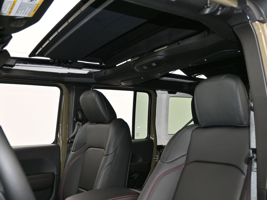 New 2026 Jeep Wrangler Unlimited Rubicon 392 image 11