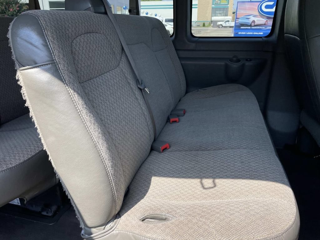 Used 2020 Chevrolet Express 3500 LT w/ LT Preferred Equipment Group RWD image 21