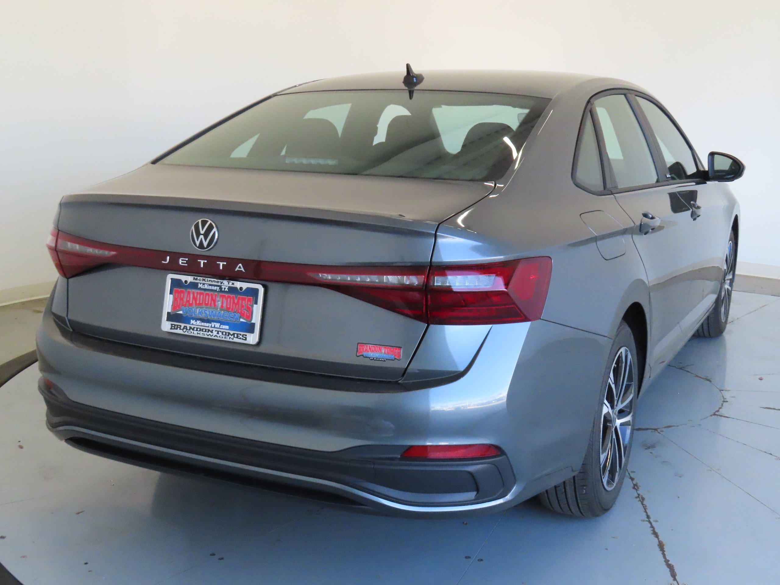 New 2026 Volkswagen Jetta Sport FWD image 3