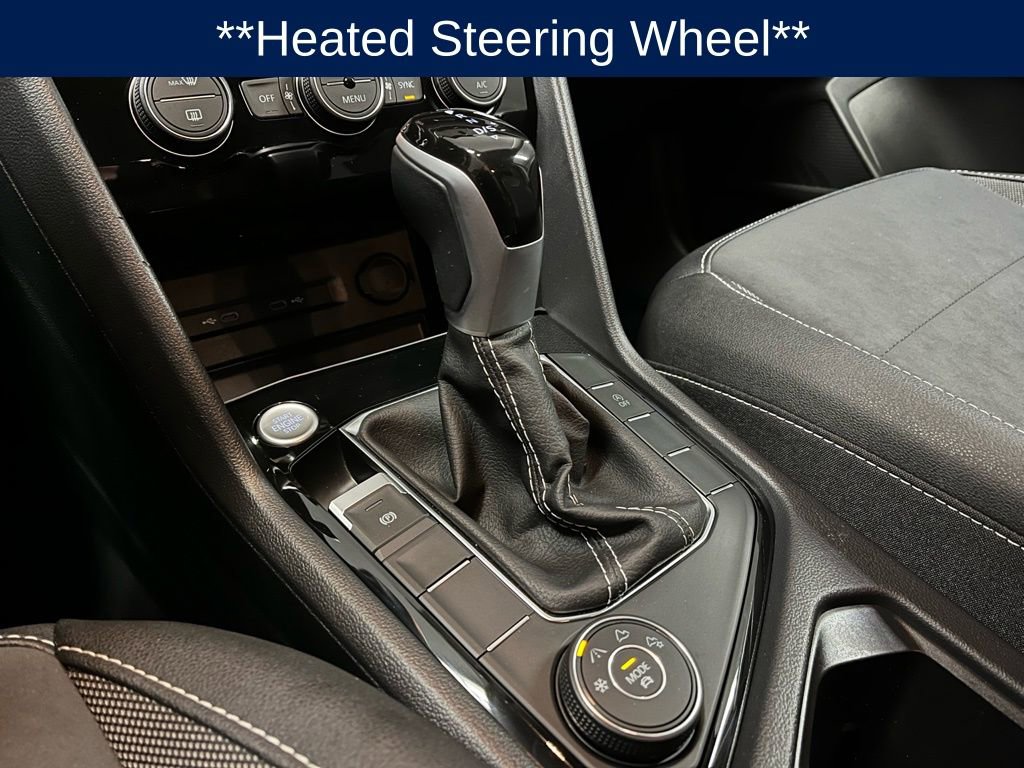 Used 2024 Volkswagen Taos SE image 13