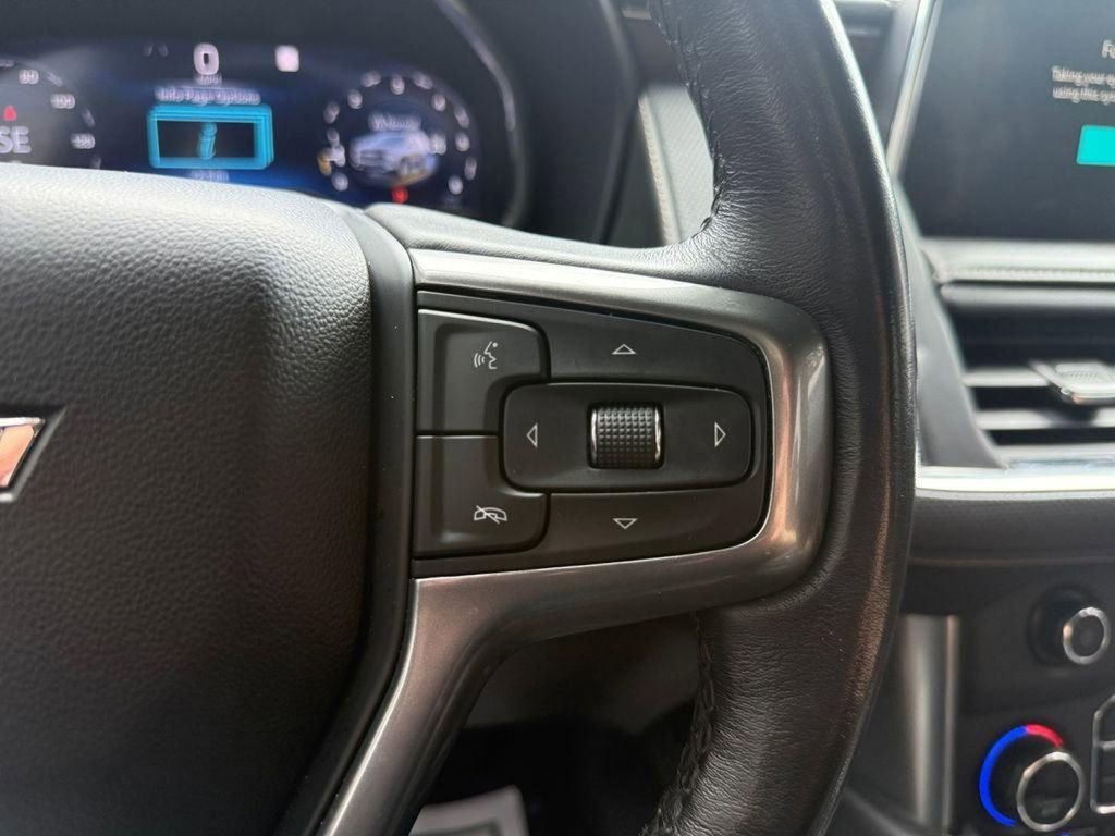 Used 2023 Chevrolet Suburban Premier AWD/4WD image 22