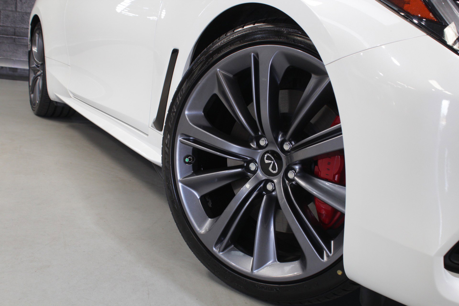 Used 2022 INFINITI Q60 Red Sport 400 w/ Cargo Package RWD image 19