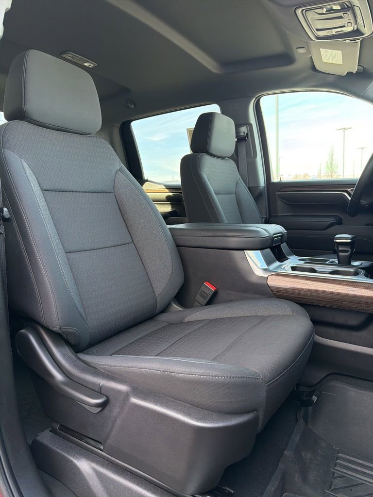 Used 2024 Chevrolet Silverado 1500 LT Trail Boss w/ Protection Package image 9