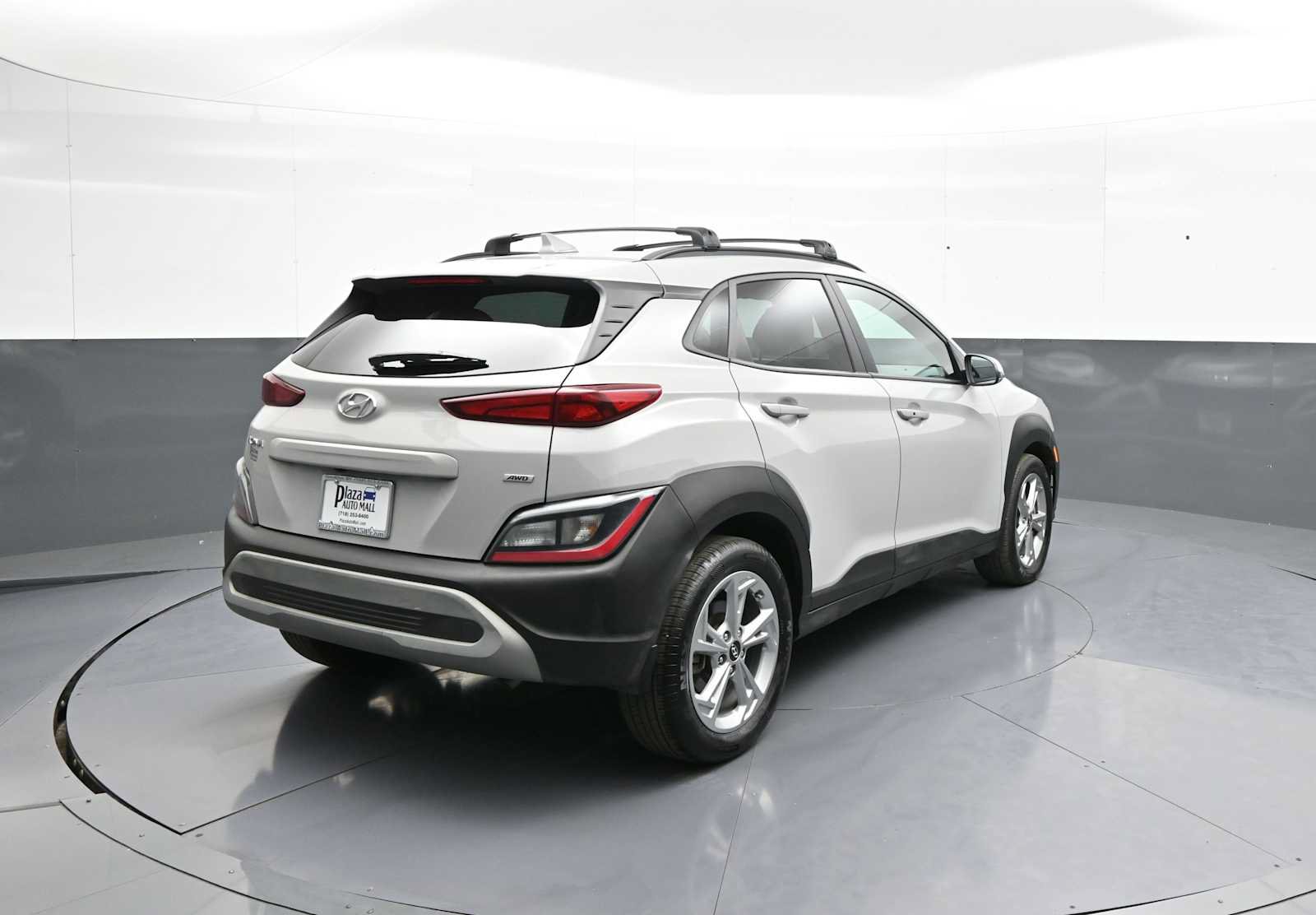 Certified 2023 Hyundai Kona SEL AWD/4WD image 6