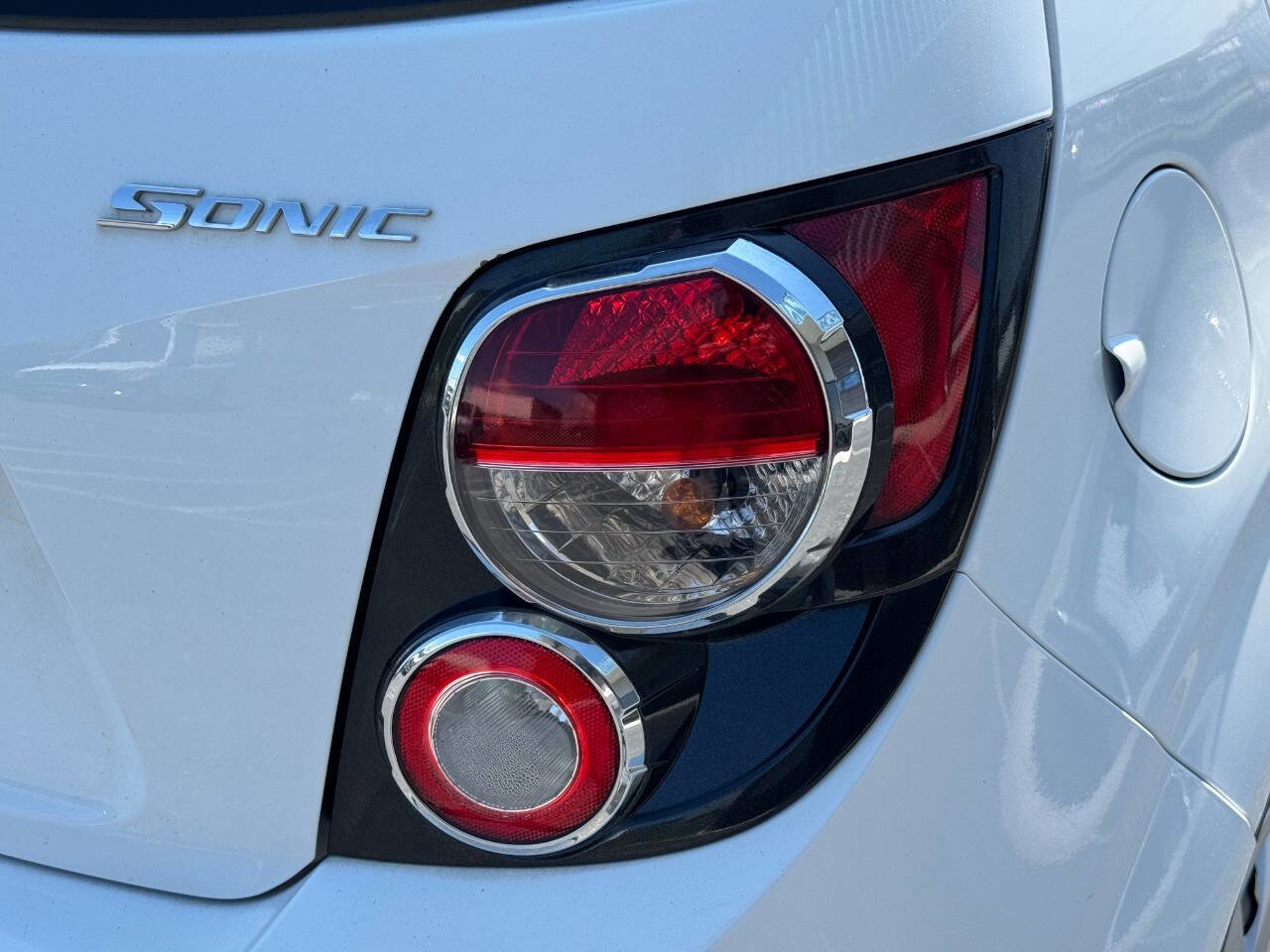 Used 2016 Chevrolet Sonic LS FWD image 42