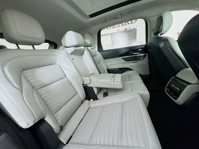 New 2026 Lincoln Nautilus Reserve w/ Jet Appearance Package image 29